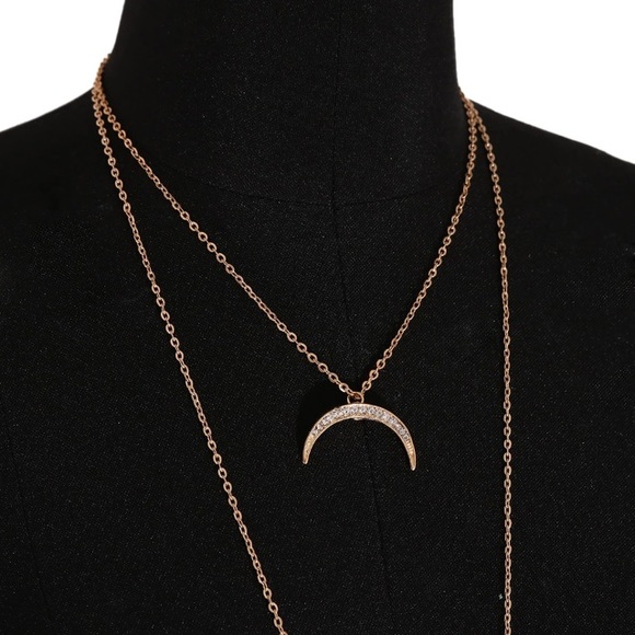 JUST IN Crystal Crescent Moon Body Chain - Picture 4 of 7